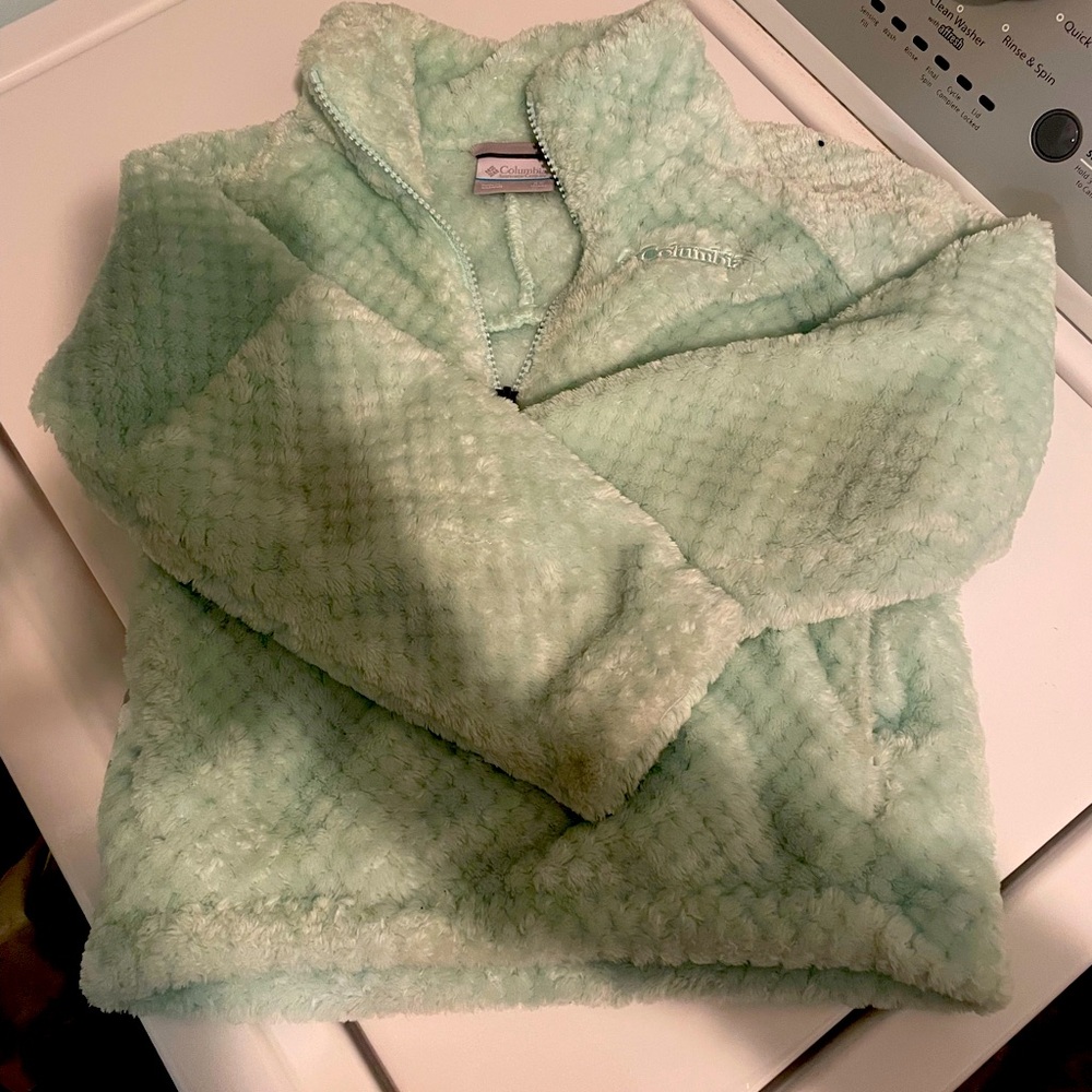 Little girl Columbia quarter zip